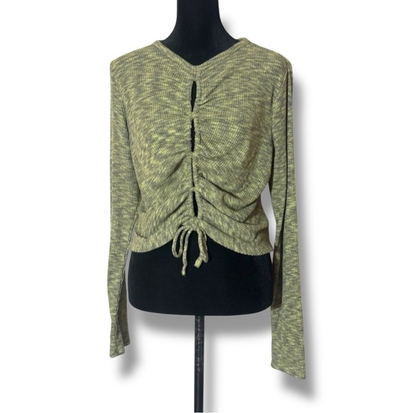 Wild Fable Green Long Sleeve Rouched Front with Adjustable Drawstring Cutout Top - Picture 1 of 16